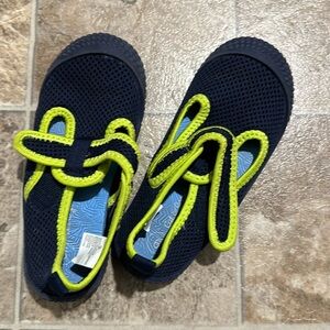 *$2 with bundle* water shoes